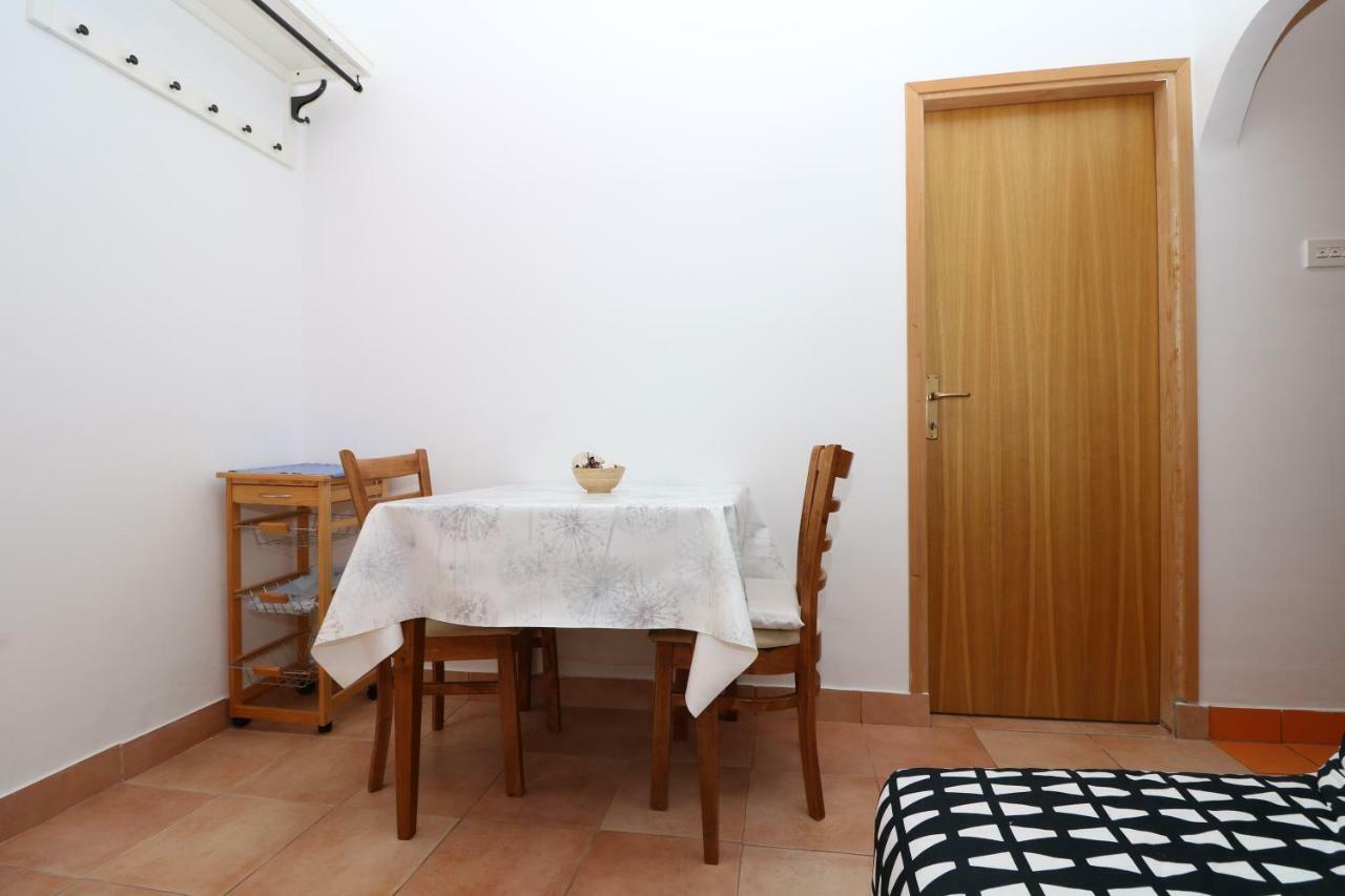 Apartments Reljic With Terrace Baška Εξωτερικό φωτογραφία